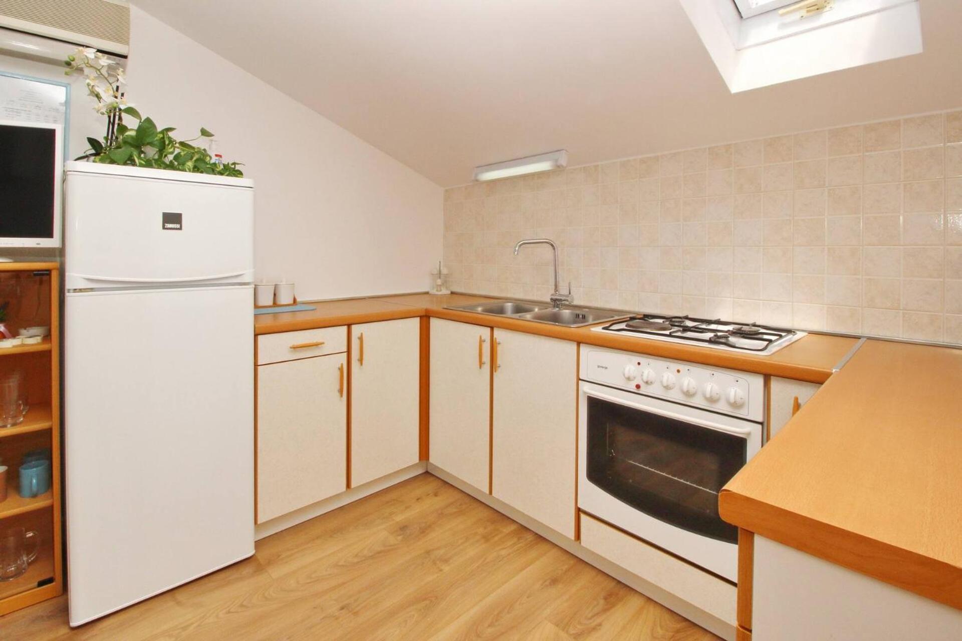 Apartments Silvija Cubranic Baška Екстериор снимка