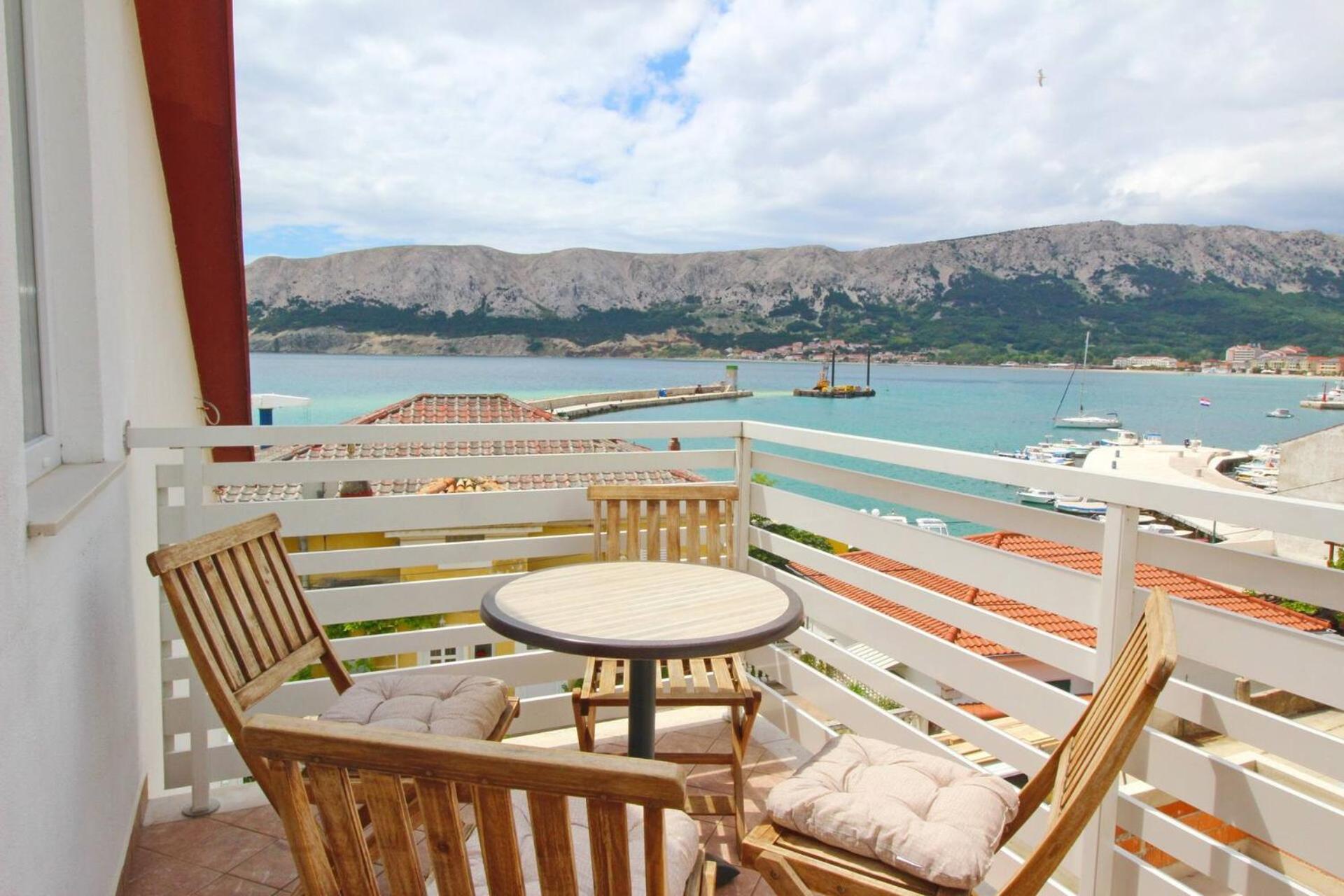 Apartments Silvija Cubranic Baška Екстериор снимка