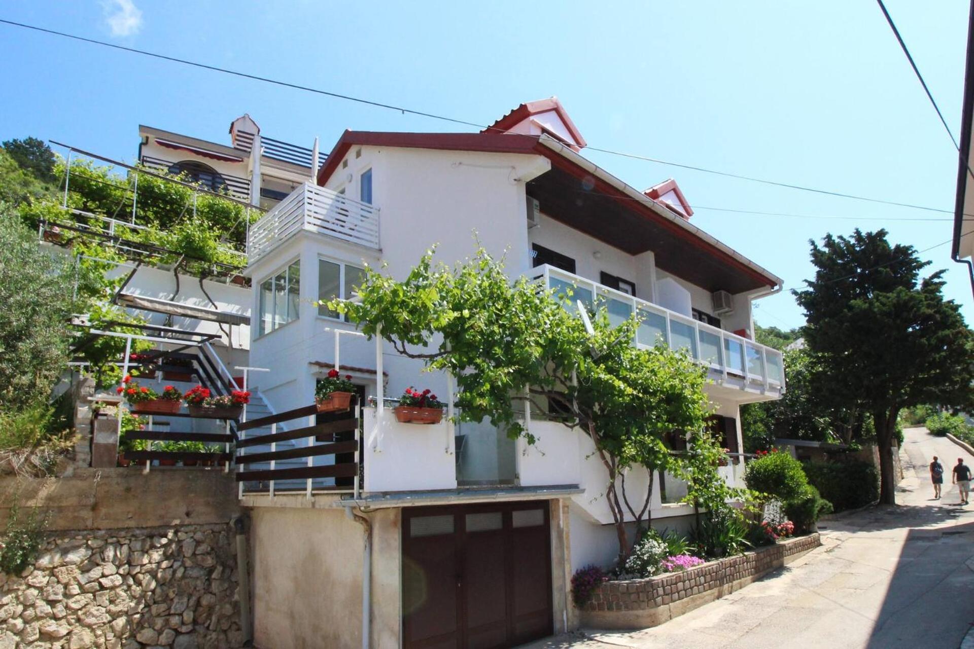 Apartments Silvija Cubranic Baška Екстериор снимка