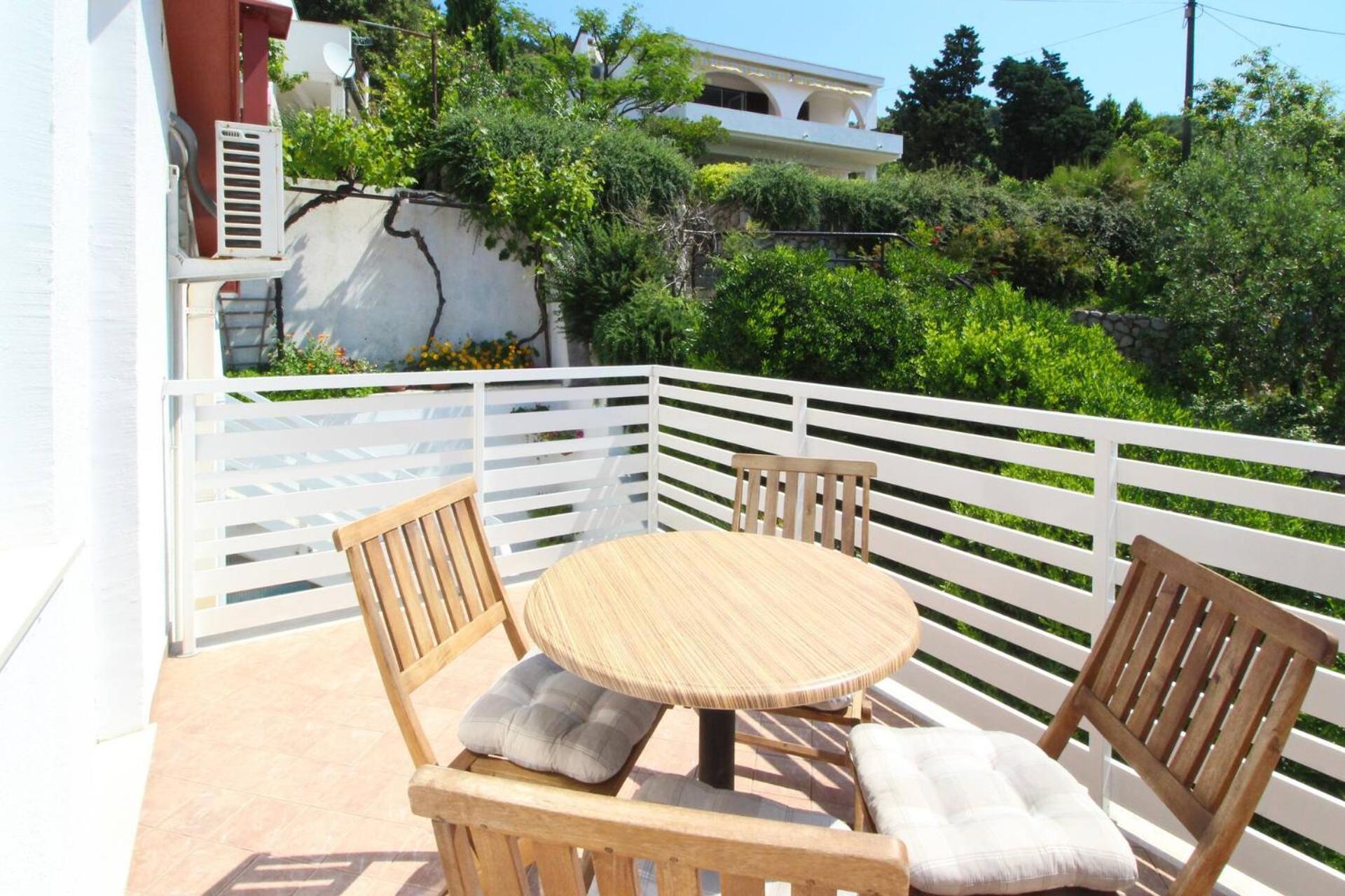 Apartments Silvija Cubranic Baška Екстериор снимка