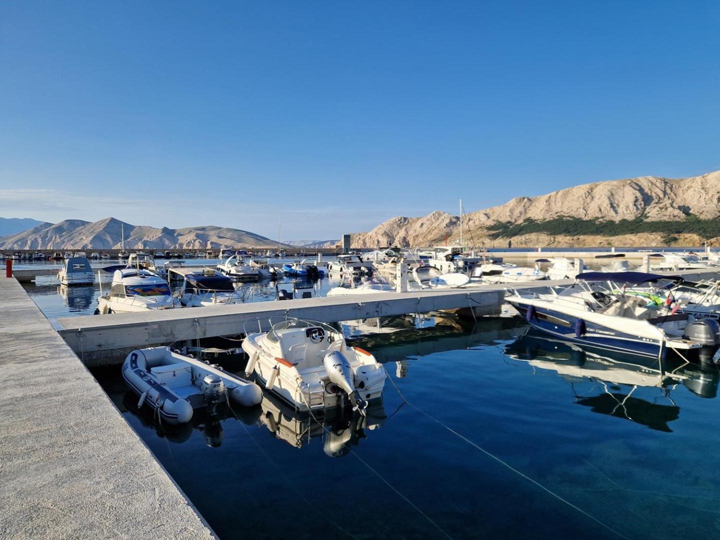 Apartments Silvija Cubranic Baška Екстериор снимка